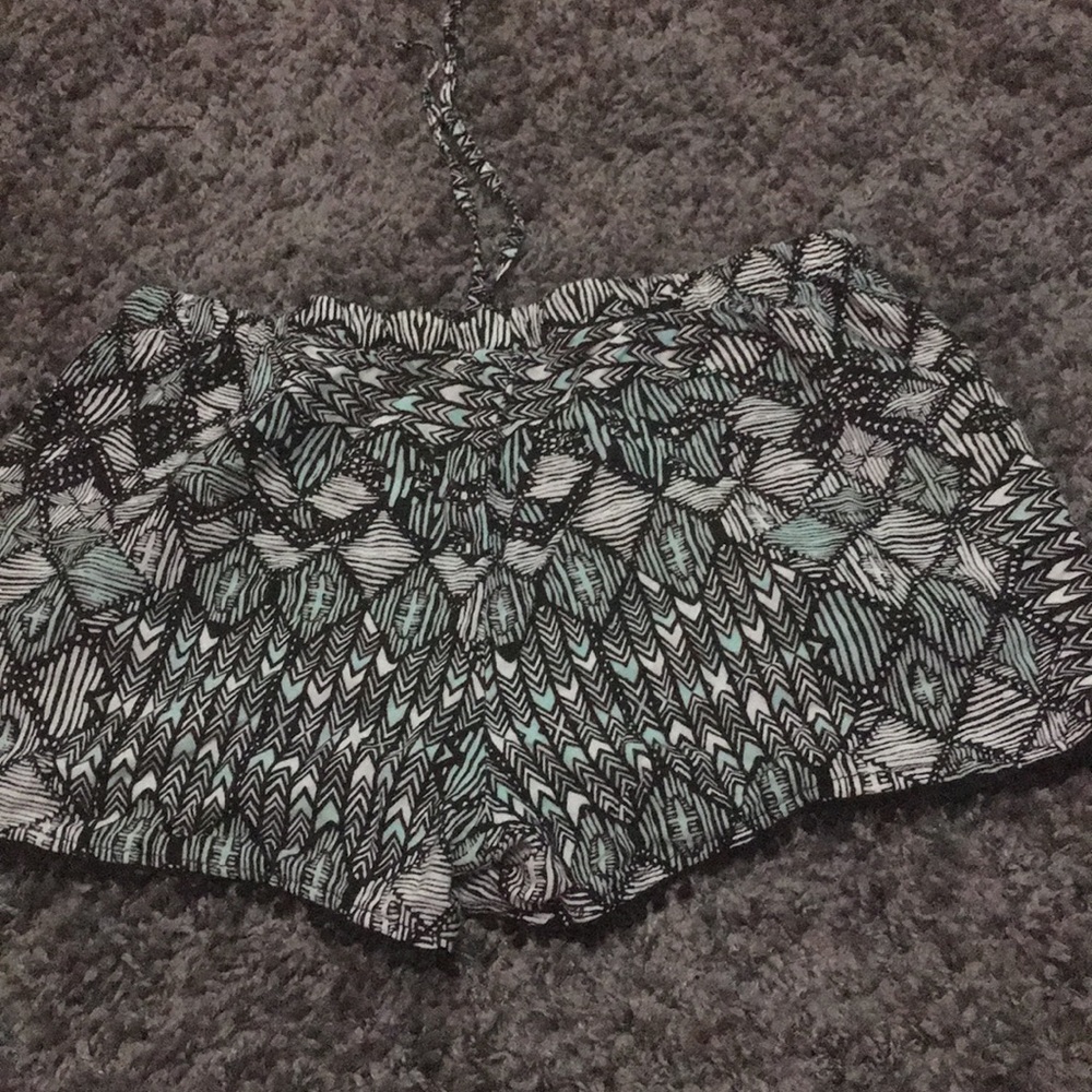 Shorts - Picture 2 of 2